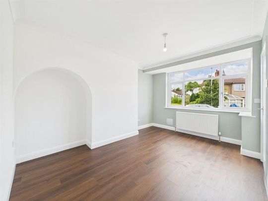3 Bed Terraced House, Brooklyn Avenue, LS12 - Photo 1