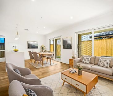 Modern Elegance in the Sought-After Hills of Carmel - Photo 2