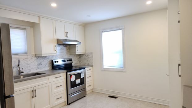 For Lease - 126 Olive Avenue, Toronto, Ontario - Photo 1