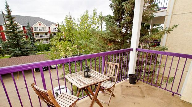 2 Bed Condo: Close To Brewery District. Heat & Water Included. - Photo 1