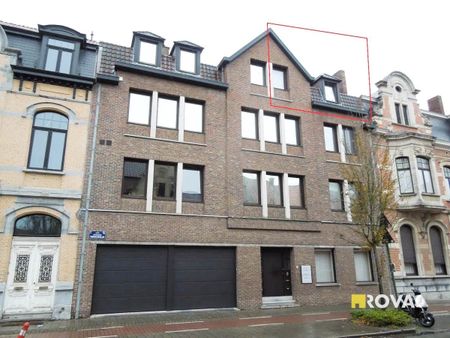 Vernieuwd appartement met 2 slaapkamers! - Photo 2