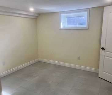 For Lease - 36 Carlyle Crescent Unit# Basement, Brampton, Ontario - Photo 4