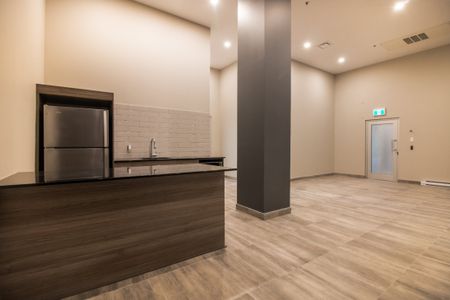 Appartement à louer - Mont-Royal - Photo 2