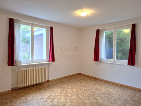 5-Zimmer-Einfamilienhaus - Ruhiges Wohnen in zentraler Lage - Photo 2