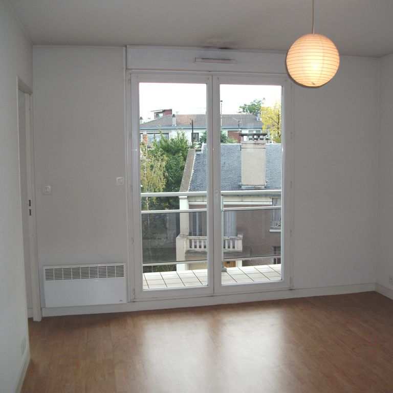 Appartement - 2 pièces - Jardin Lecoq/Facultés - Photo 1