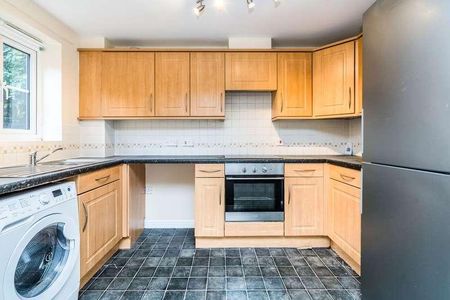 Netley House, Mirabella Close, Southampton, SO19 - Photo 2