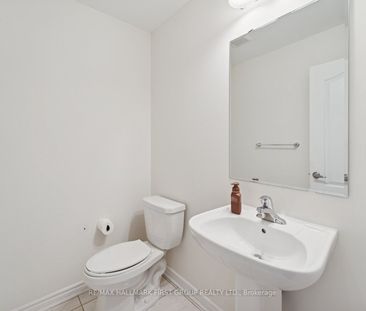 For Lease - 2442 Fall Harvest Crescent, Pickering, Ontario - Photo 3
