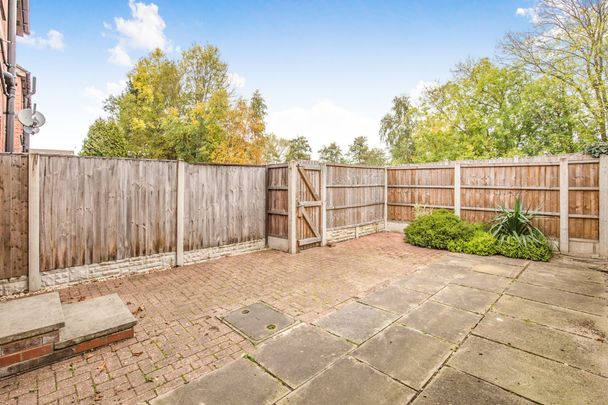 2 bedroom house to rent Station Road, Duffield, DE56 - Photo 1