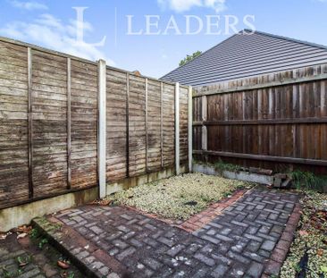 2 bedroom terraced house to rent - Photo 5