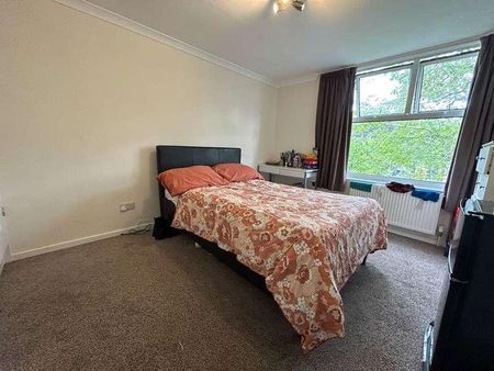 Coningsby, Bracknell, Berkshire, RG12 - Photo 2