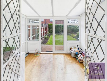 3 bedroom semi-detached house to rent - Photo 3