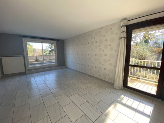Location Appartement 4 pièces 80m² ANGOULEME 16000 - Photo 1