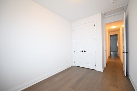 For Lease - 32 WINERY Way Unit# 2, Barrie, Ontario - Photo 4