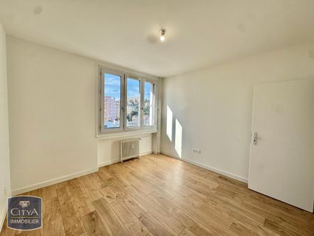 Location Appartement 2 pièces 57m² ST ETIENNE 42100 - Photo 2