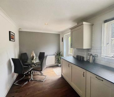 2 bedroom semi-detached house to rent - Photo 6