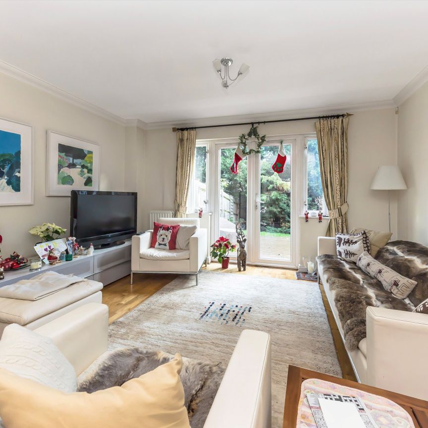 Southlands Drive, Wimbledon, SW19, London - Photo 1