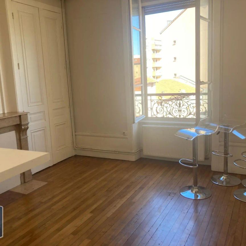 Appartement à louer 3 pièces 49.88m² - Photo 1