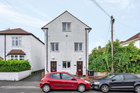 1 Bed Flat - Photo 4
