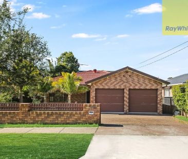 Stunning Four Bedroom Family Home in the Heart of Merrylands - Photo 2