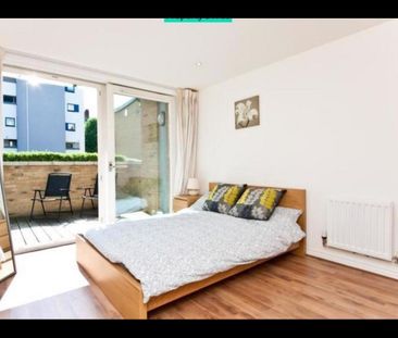 1 Bed Flat, Viridian Apartments, SW8 - Photo 5