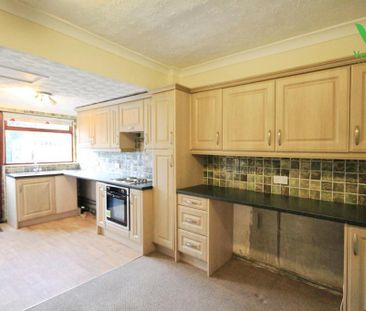 3 bedroom terraced house to rent - Photo 4