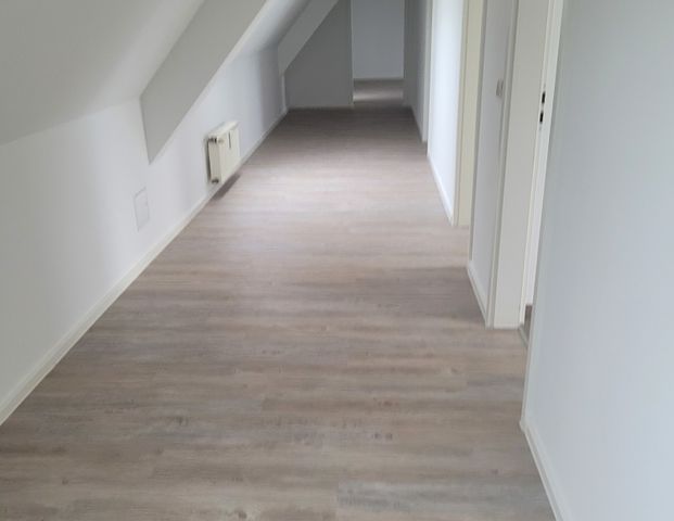 Frisch sanierte 3-Zimmer-Wohnung wartet auf neue Mieter! - Photo 1