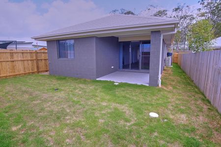 Low maintenance home in Pimpama - what more could you want?! - Photo 4