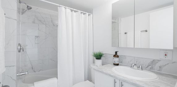 Beau 4.5 – Près REM – à Partir De 1600 $ - 390 Boulevard Cote Vertu Ouest, Montréal - Photo 2