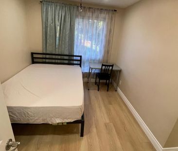 For Lease - 67 Hart Avenue Unit# Main, Toronto, Ontario - Photo 6