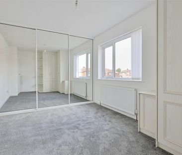 2 bedroom Semi-detached house to rent in Craig Crescent, Dudley, Cr... - Photo 3