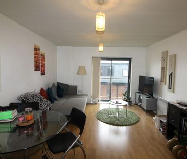 99 Bouverie Court, Leeds - Photo 1