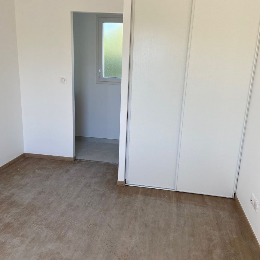 Location Maison 4 pièces 93m² ST YRIEIX SUR CHARENTE 16710 - Photo 1