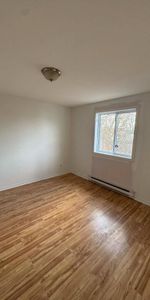 Grand 5½ rénové à St-Hubert - Photo 4