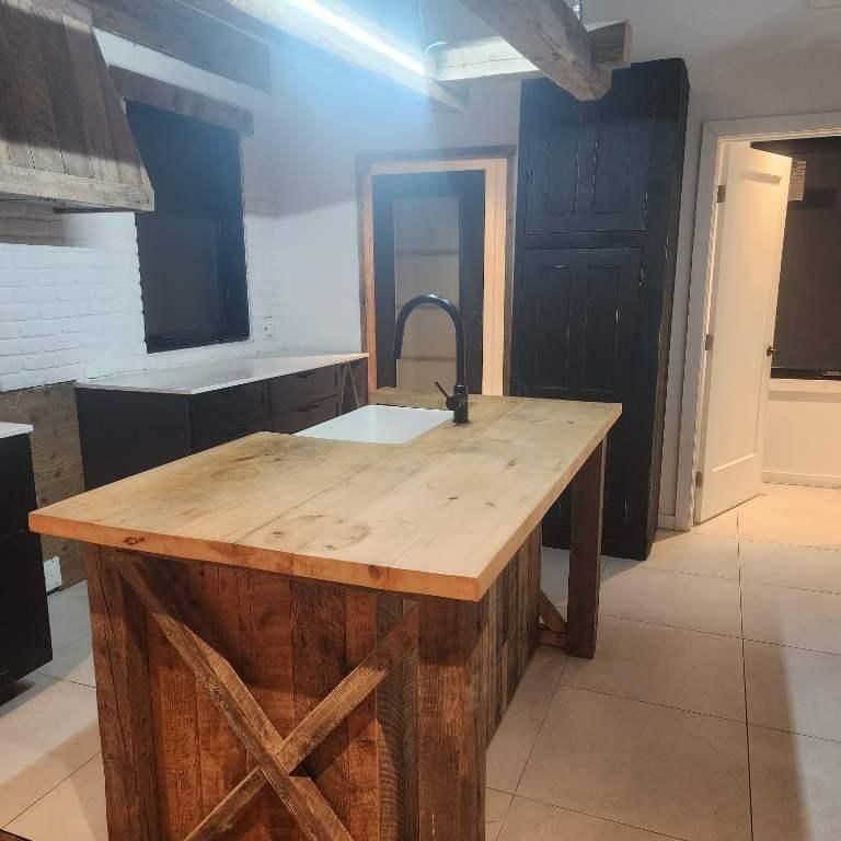 Luxueux logement 4 1/2, centre-ville de Joliette sur rue Saint-Louis - Photo 1