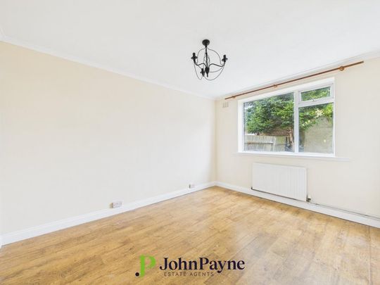 2 bedroom maisonette to rent - Photo 1