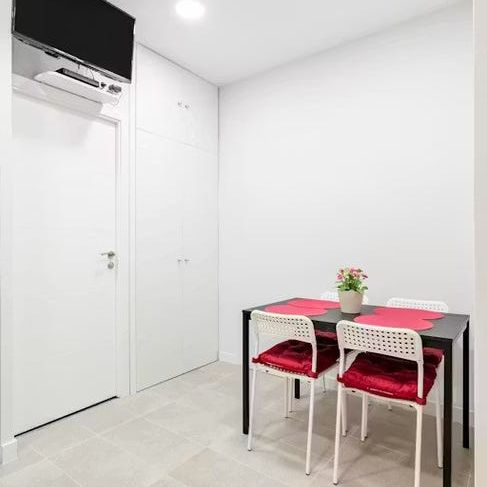 Calle de Andrés Mellado, Madrid, Community of Madrid 28015 - Foto 1