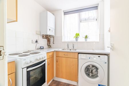 Available unfurnished from 09/01/2026 - Photo 5