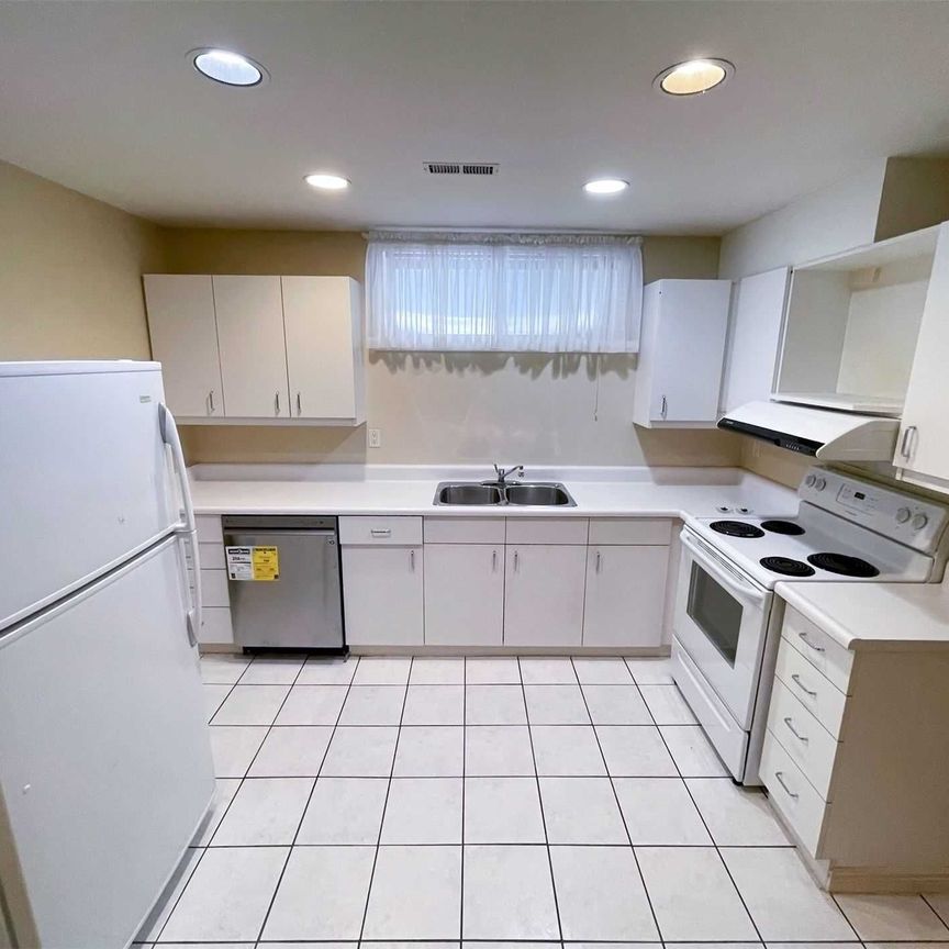 For Lease - 11 Tournament Drive Unit# Lower, Toronto, Ontario - Photo 1