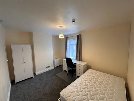 3 bedroom house - Photo 5