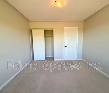 $2,999 / 4 br / 2.5 ba / 19 Apple dr - Photo 5