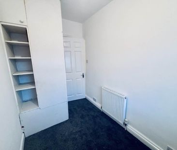 Benson Gardens, Armley, Leeds - Photo 3