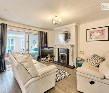 4 bedroom detached house to rent - Photo 4