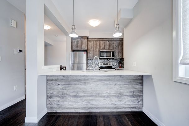 For Lease - 19 Ritchie Lane, Hamilton, Ontario - Photo 1