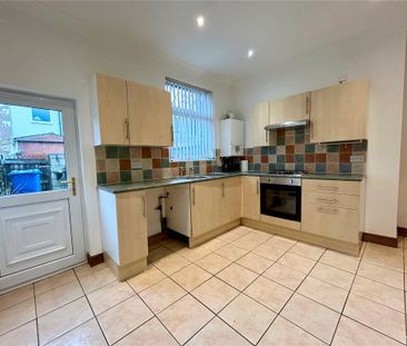 2 bedroom terraced house to rent - Photo 2