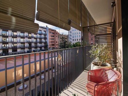 Excelente piso de obra nueva con terraza en alquiler temporal en La Dreta de l’Eixample, Barcelona - Photo 4