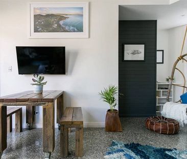 Luxurious Partly Furnished Studio Inc. Bills - Photo 2