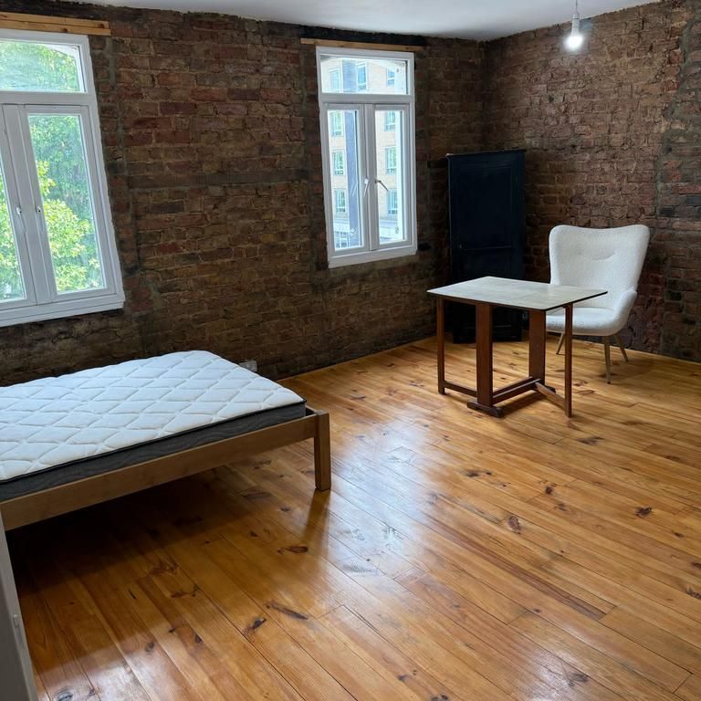 Studio to rent - Photo 2