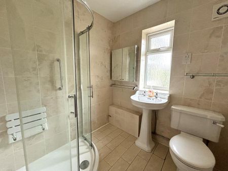 2 bedroom bungalow to rent - Photo 4