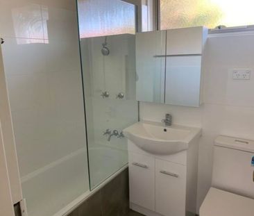 4/30 Westbury Street ST KILDA EAST - Photo 5