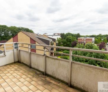 Lichtdurchflutete 3-Zimmer-Dachwohnung mit Balkon in Langenfeld – I... - Foto 3